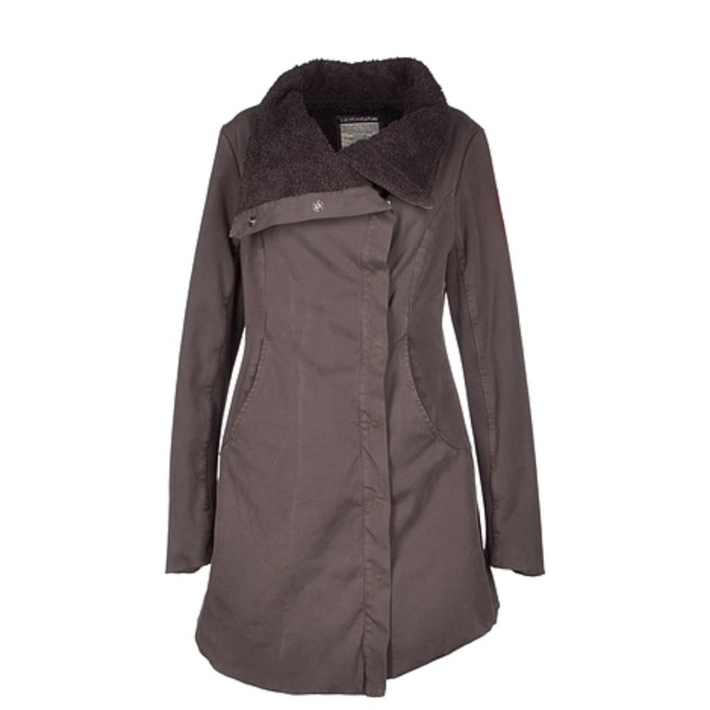 European Culture Brown Coat